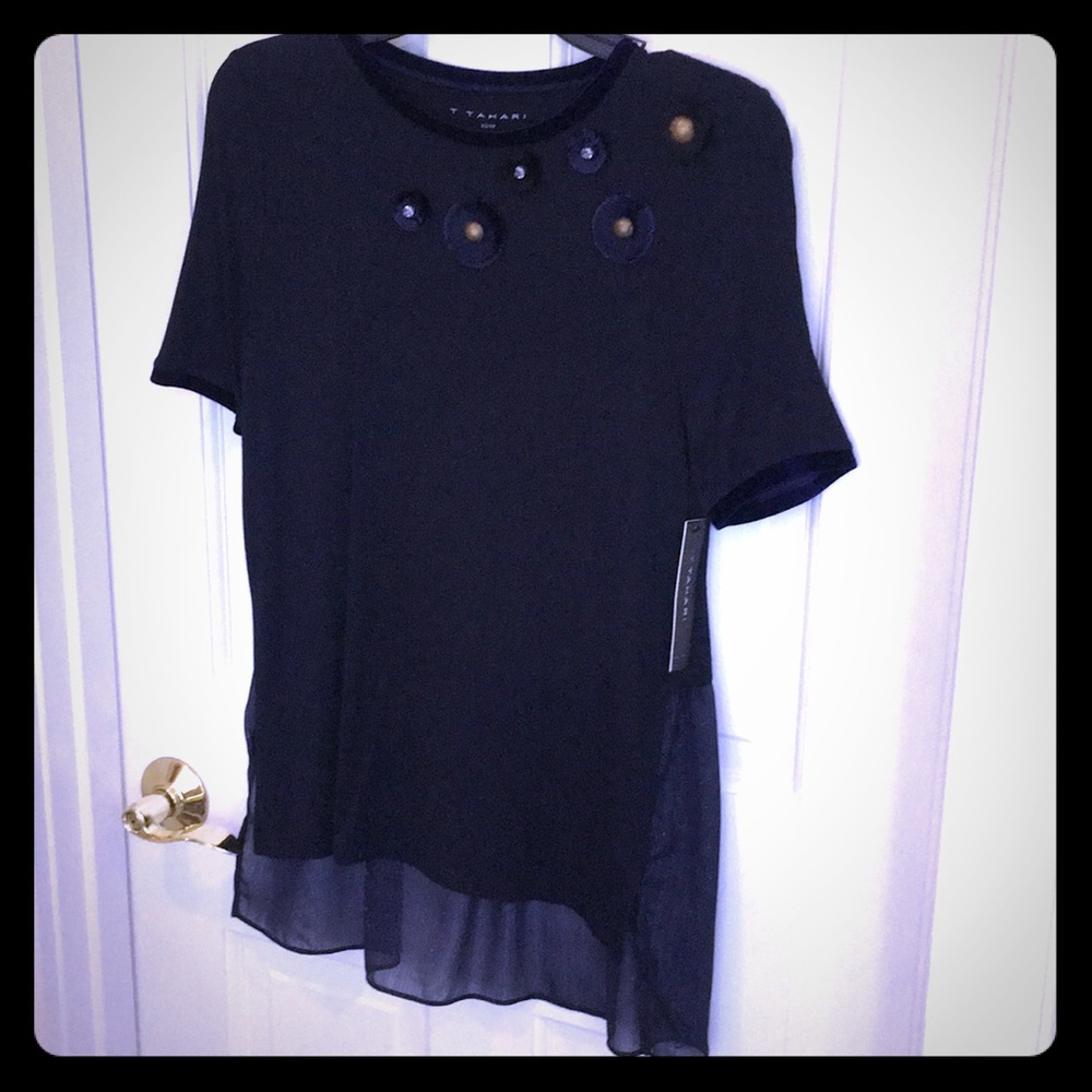 Tahari sheer back shirt